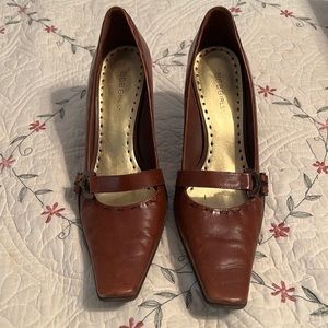 BCBG Heel Pumps Brown